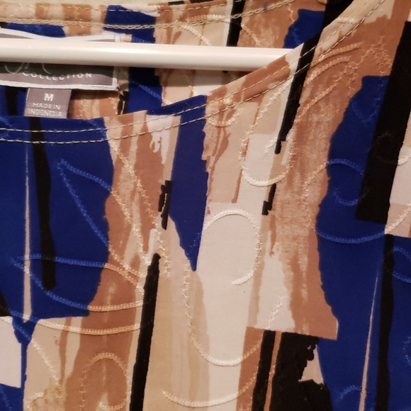 Woman shirt - Picture 3 of 4